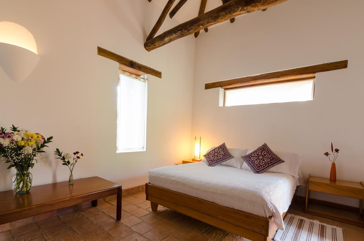 Hostal Casa Del Arte Robles Ngoại thất bức ảnh