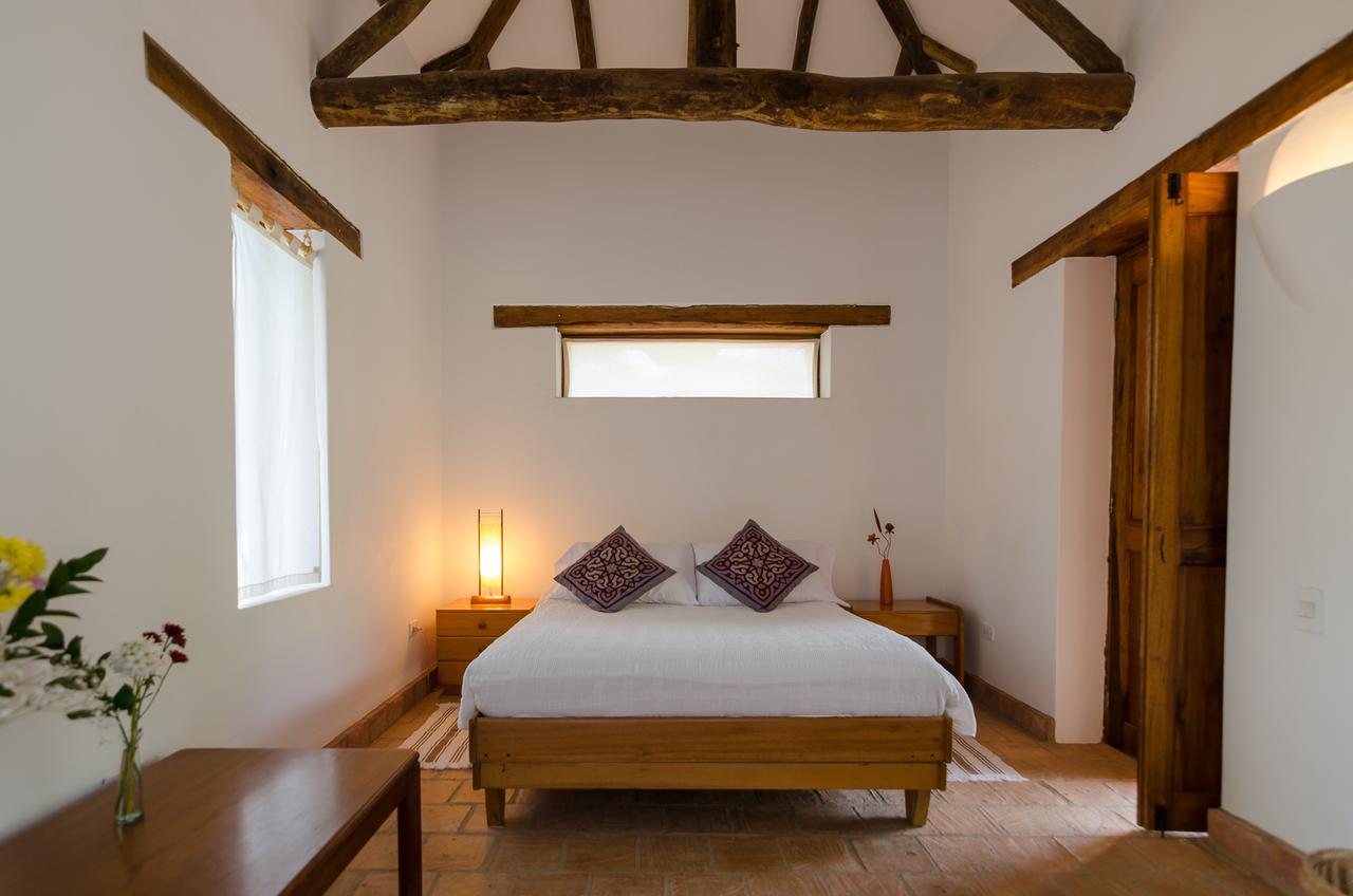 Hostal Casa Del Arte Robles Ngoại thất bức ảnh